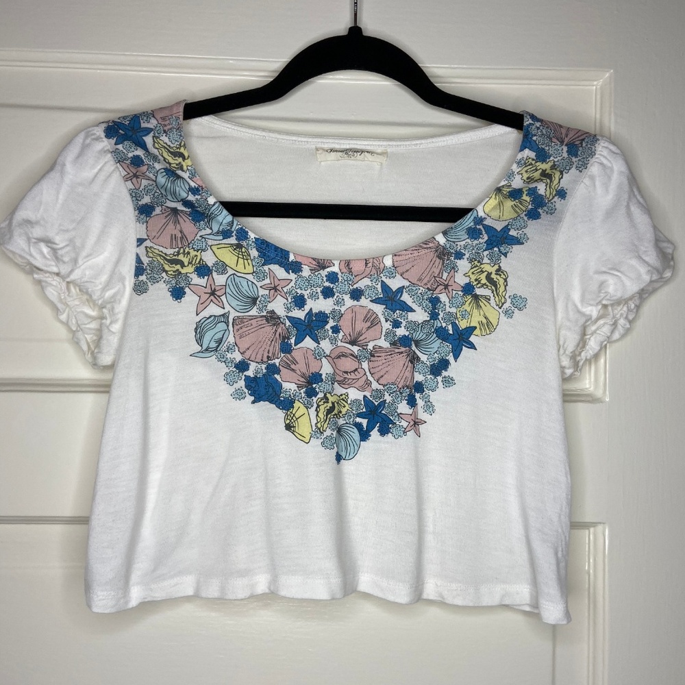 Crop Top - Picture 2 of 4